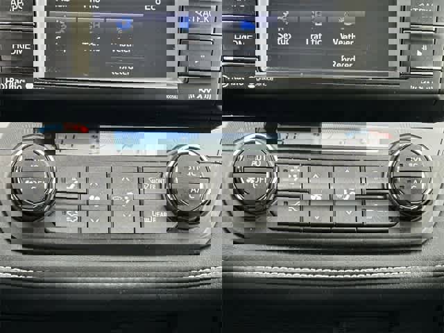 Used 2017 Toyota RAV4 XLE image 13