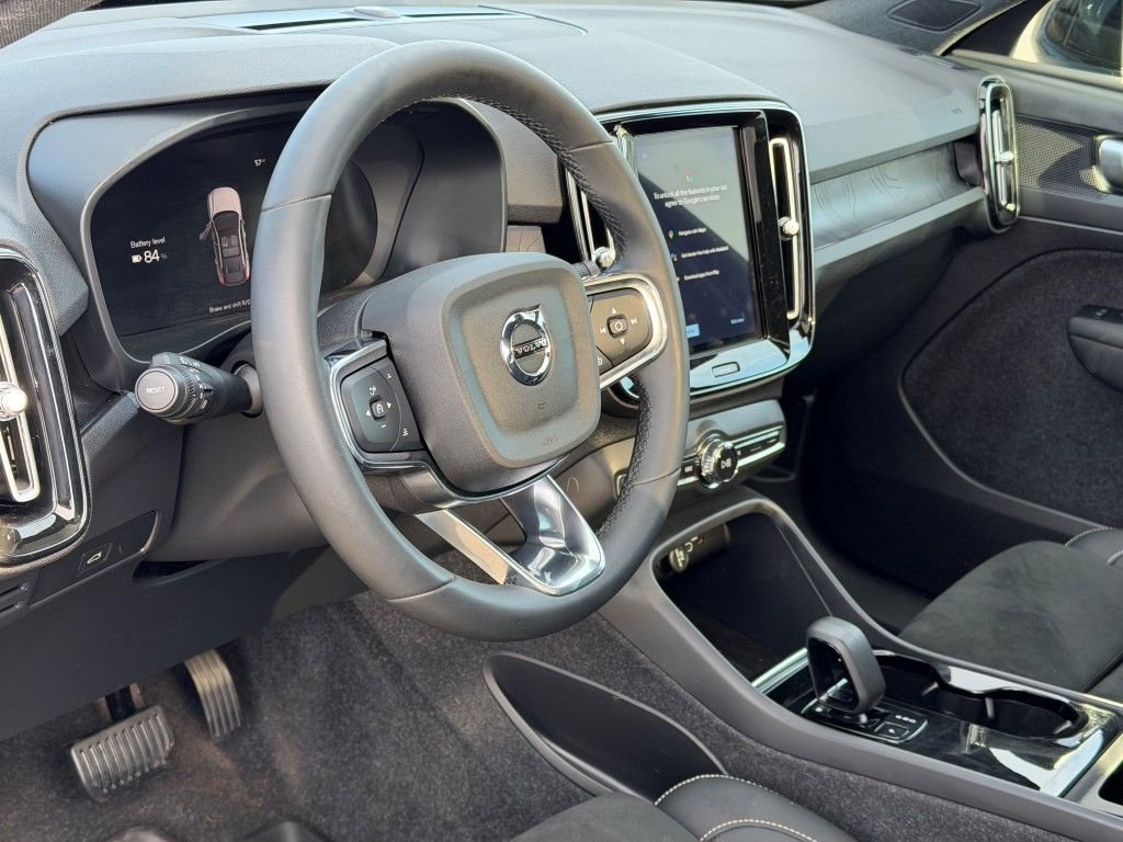 Certified 2023 Volvo C40 P8 Recharge Plus w/ Protection Package Premier image 23