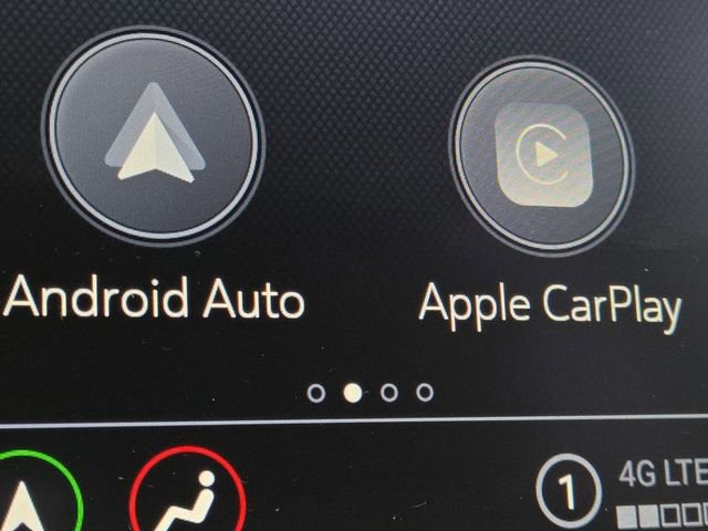 Used 2023 GMC Acadia AT4 w/ Trailering Package image 5