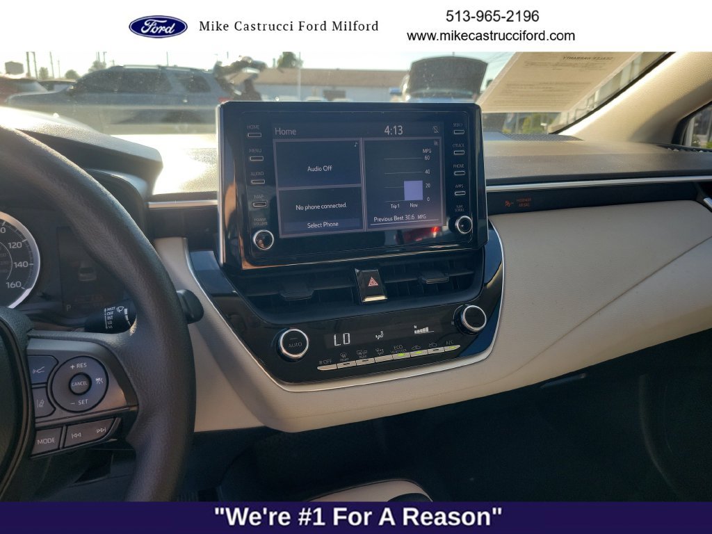 Used 2020 Toyota Corolla LE FWD image 13
