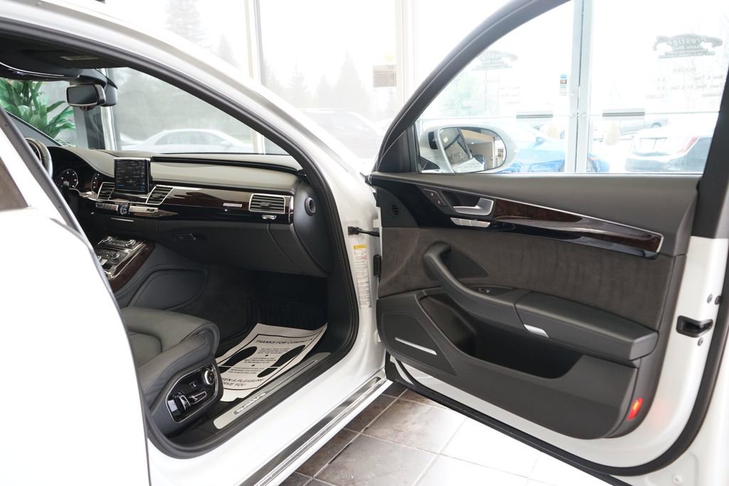 Used 2015 Audi A8 L TDI w/ Premium Package image 50