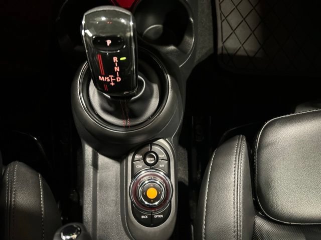Used 2021 MINI Cooper S w/ Signature Upholstery Package FWD image 9