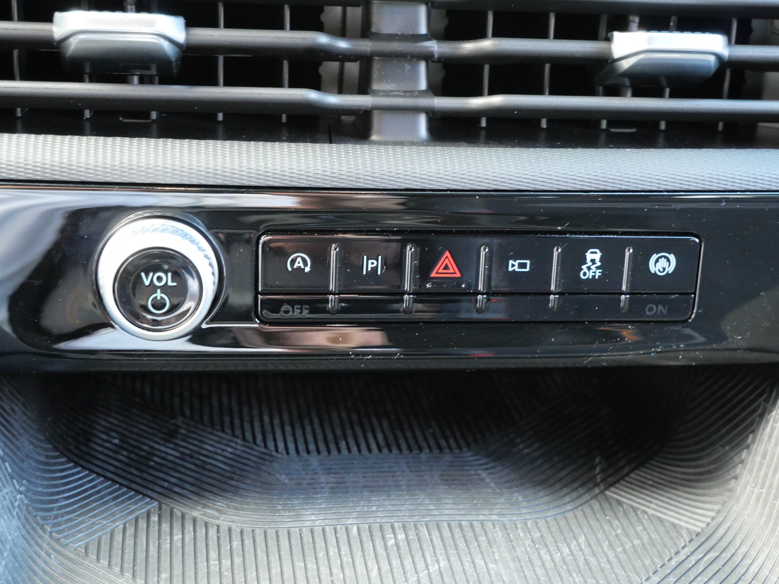 Used 2026 Ford Explorer Tremor w/ Tremor Ultimate Package AWD/4WD image 23