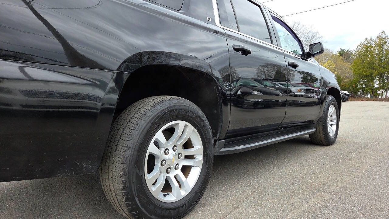 Used 2019 Chevrolet Suburban LT AWD/4WD image 16