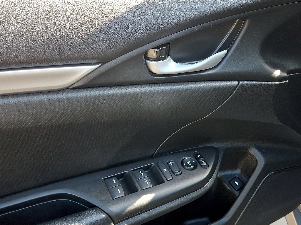 Used 2021 Honda Civic Sport image 12