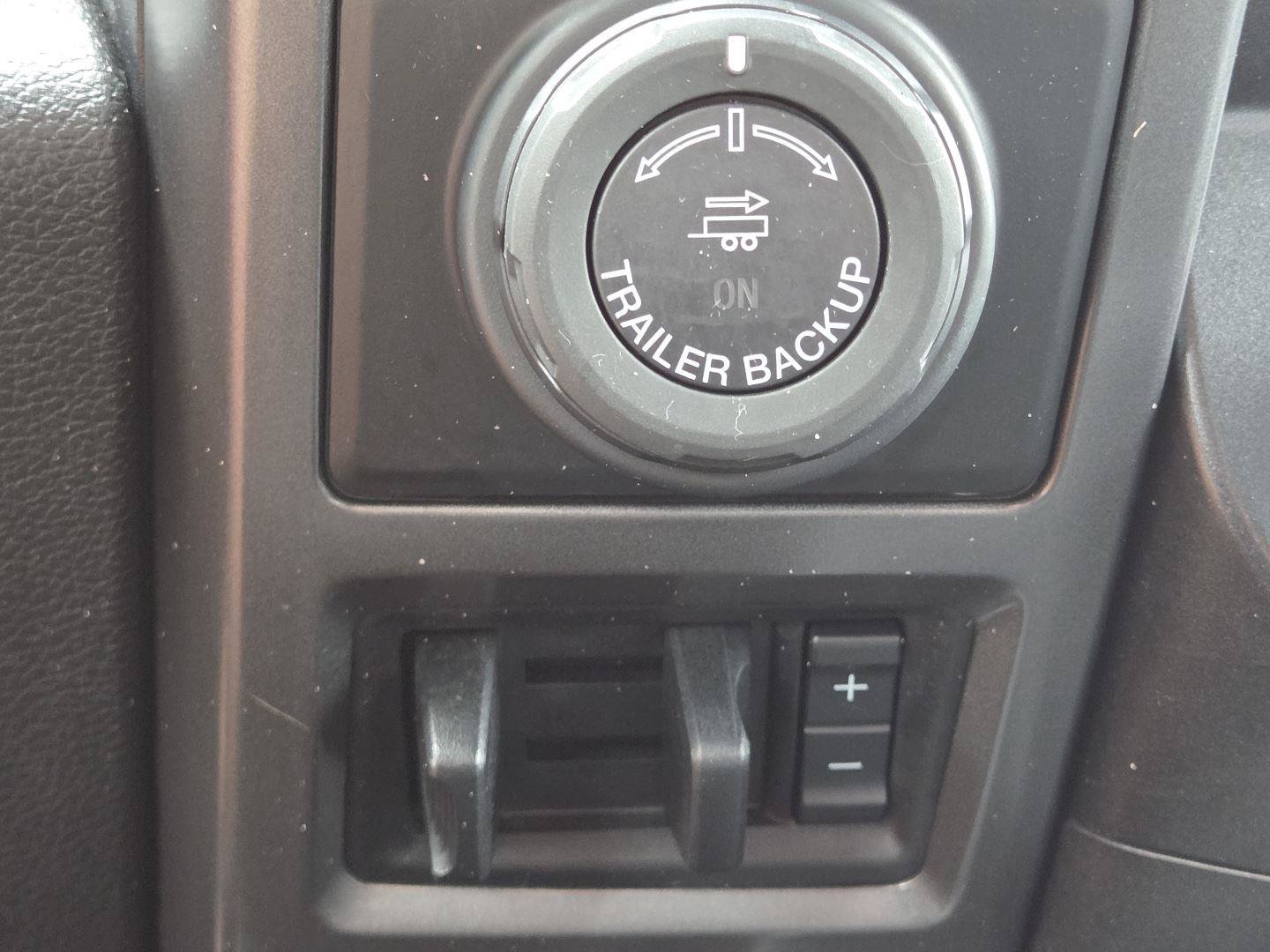 Used 2018 Ford F150 XLT w/ Equipment Group 302A Luxury AWD/4WD image 23