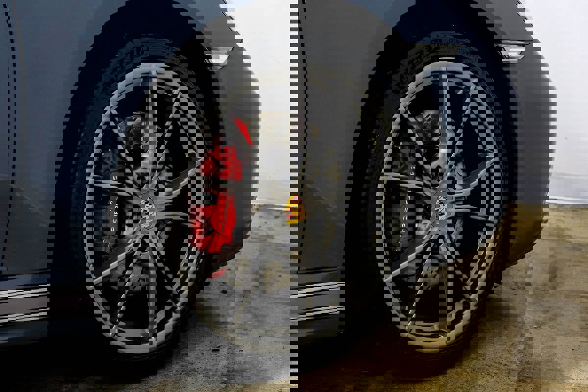 Used 2017 Porsche 718 Cayman S w/ Sport Chrono Package image 38