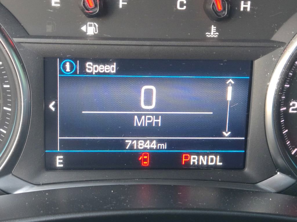 Used 2022 Chevrolet Equinox RS image 16