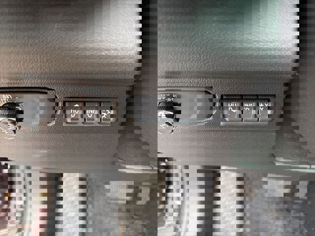 Used 2021 Buick Envision Avenir w/ Technology Package II image 7