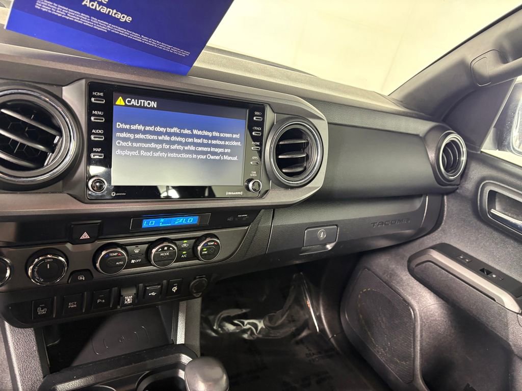 Used 2023 Toyota Tacoma TRD Off-Road w/ Technology Package AWD/4WD image 18