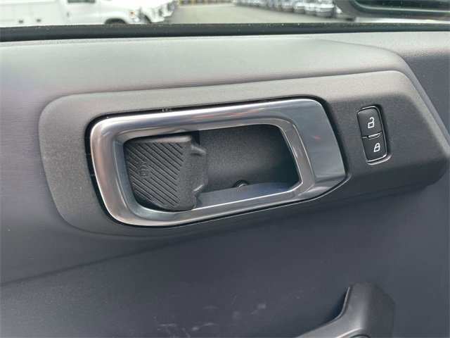 New 2025 Ford Bronco Badlands image 13