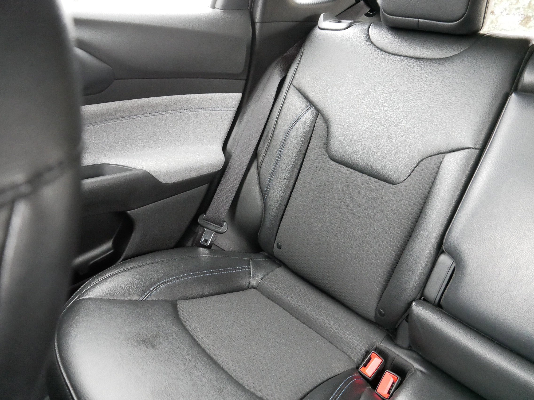 Certified 2024 Jeep Compass Latitude image 12