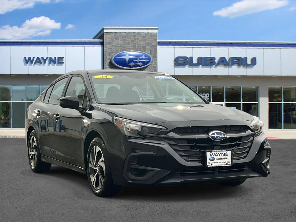 Used 2025 Subaru Legacy Premium AWD/4WD image 1