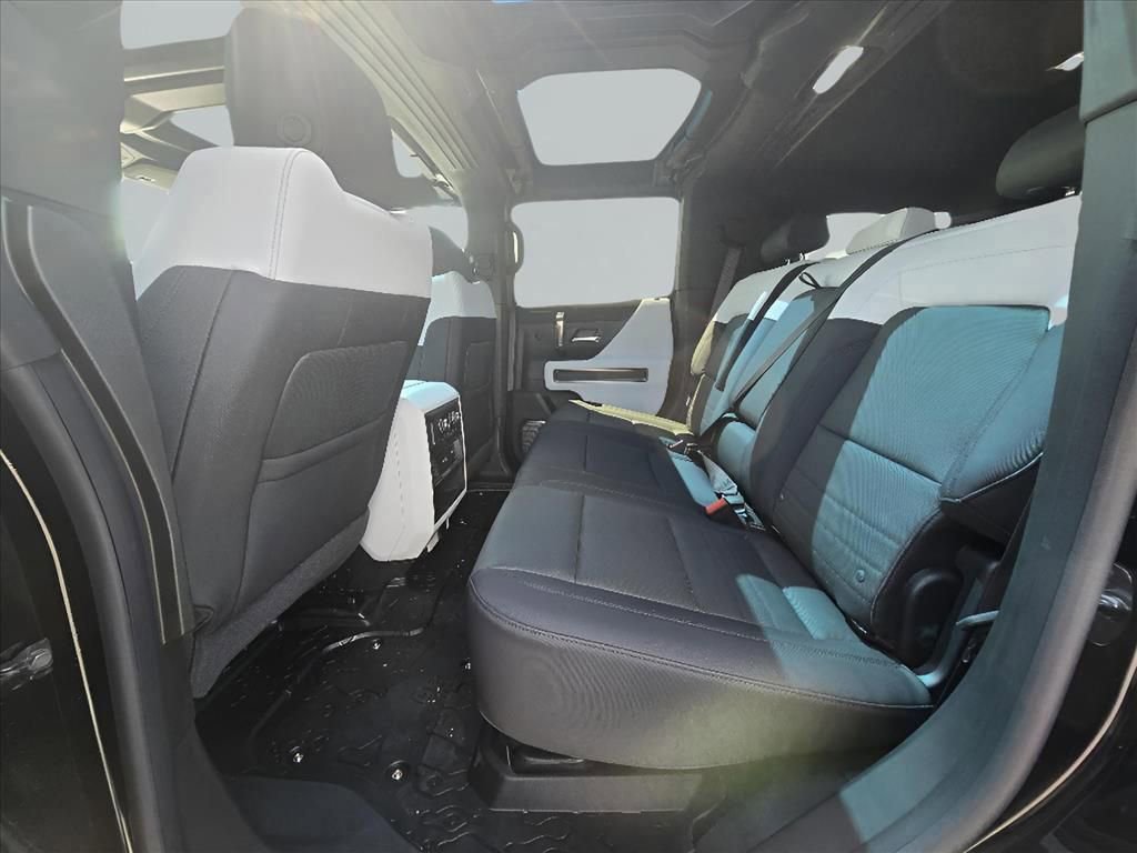 New 2025 GMC Hummer EV 2X image 16