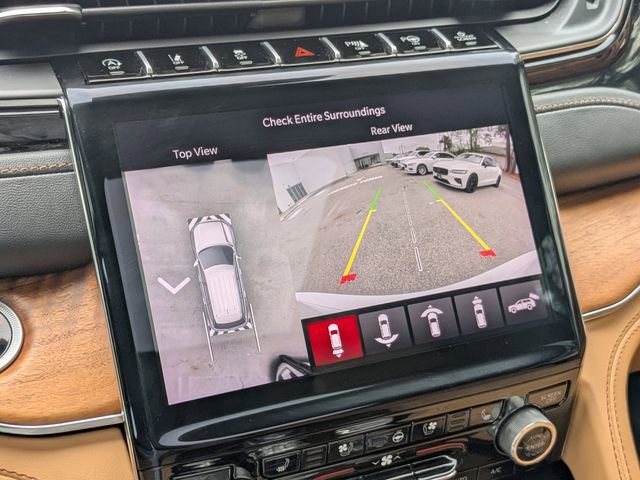 Used 2025 Jeep Grand Cherokee Summit image 28