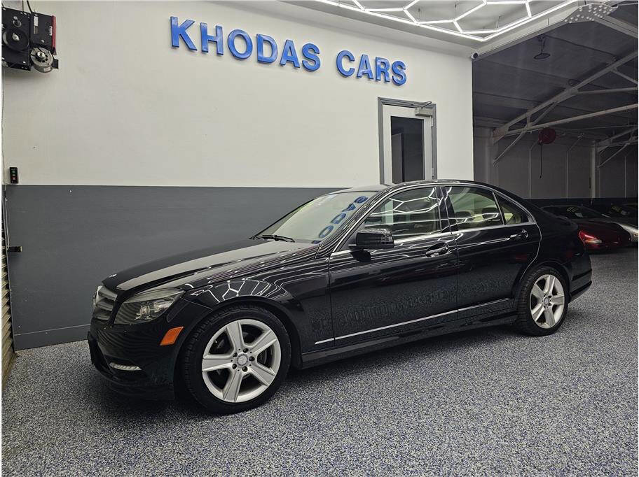 Used 2011 Mercedes-Benz C 300 Sedan image 2