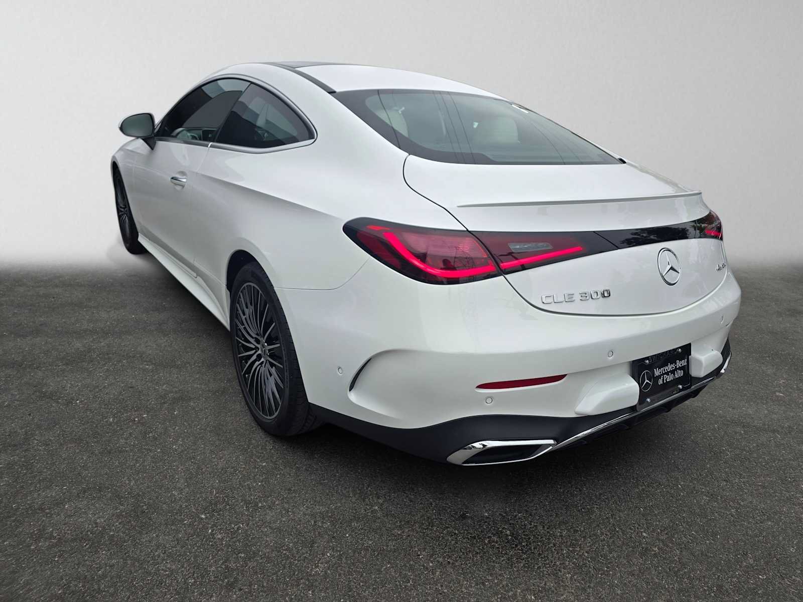 Used 2026 Mercedes-Benz CLE 300 4MATIC Coupe image 5