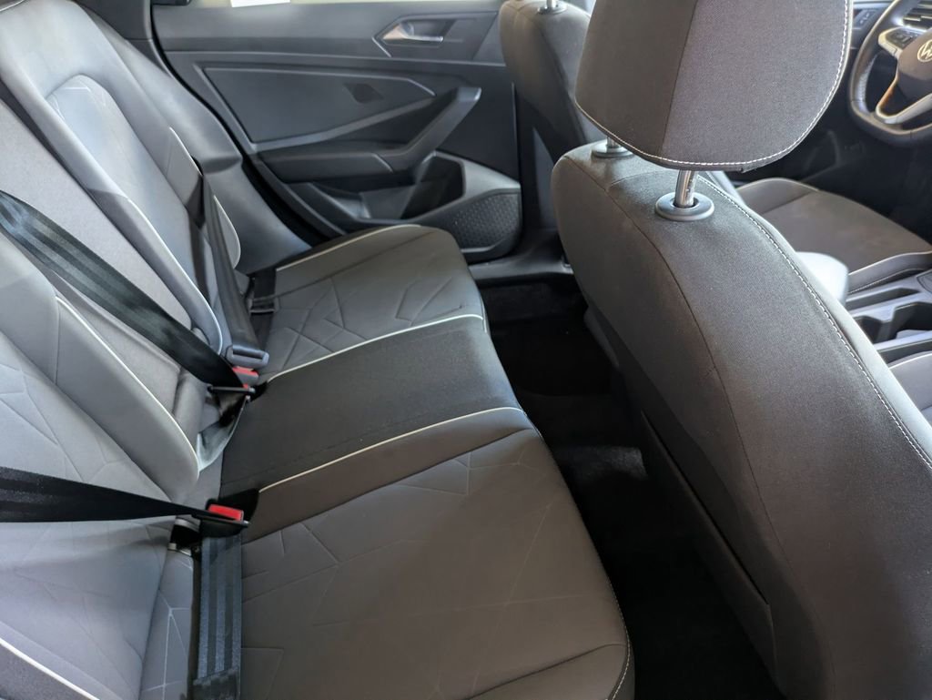 Used 2025 Volkswagen Jetta Sport FWD image 29