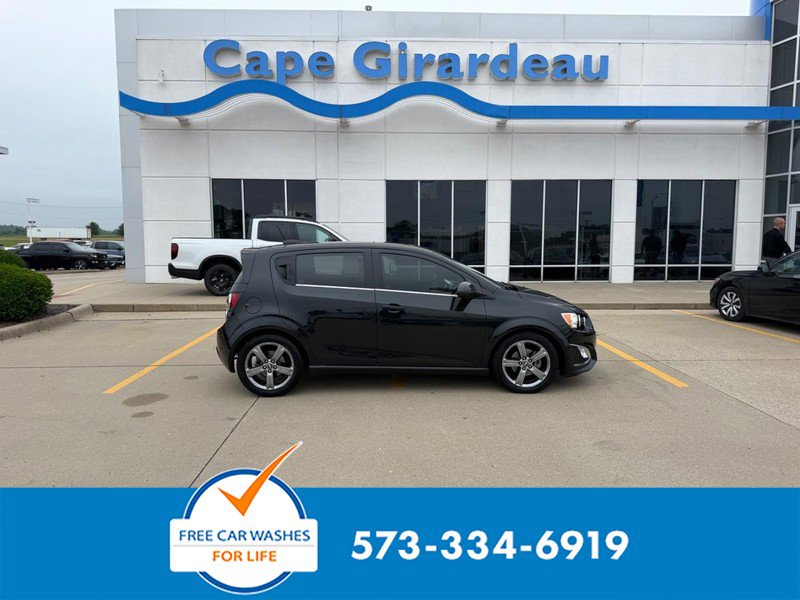 Used 2015 Chevrolet Sonic RS FWD image 1