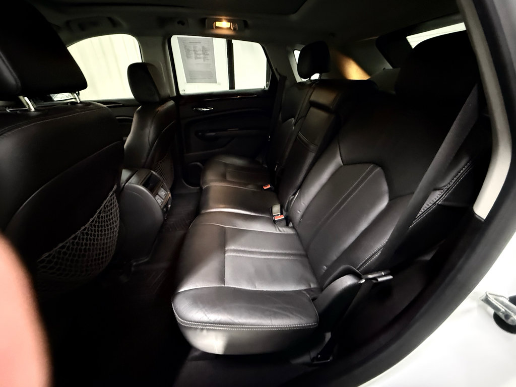 Used 2016 Cadillac SRX Luxury w/ Driver Awareness Package FWD image 19
