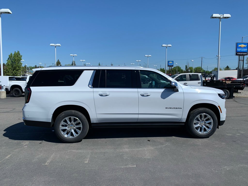 New 2026 Chevrolet Suburban Premier AWD/4WD image 8