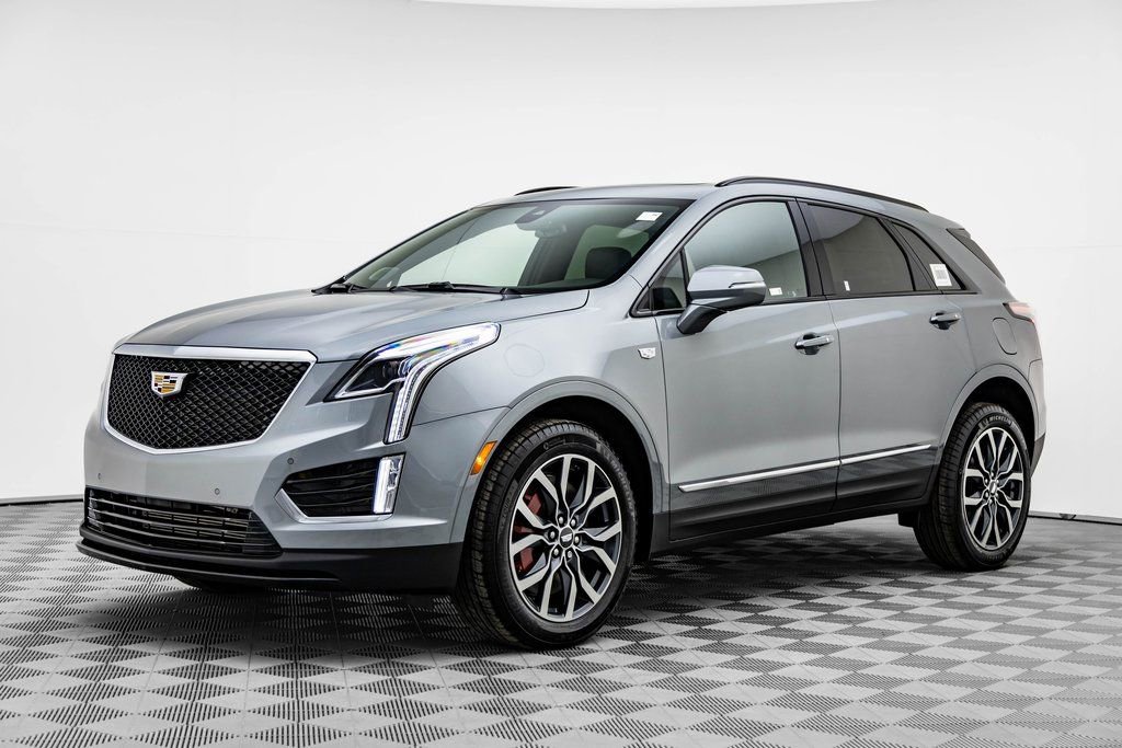 Used 2023 Cadillac XT5 Sportv image 3