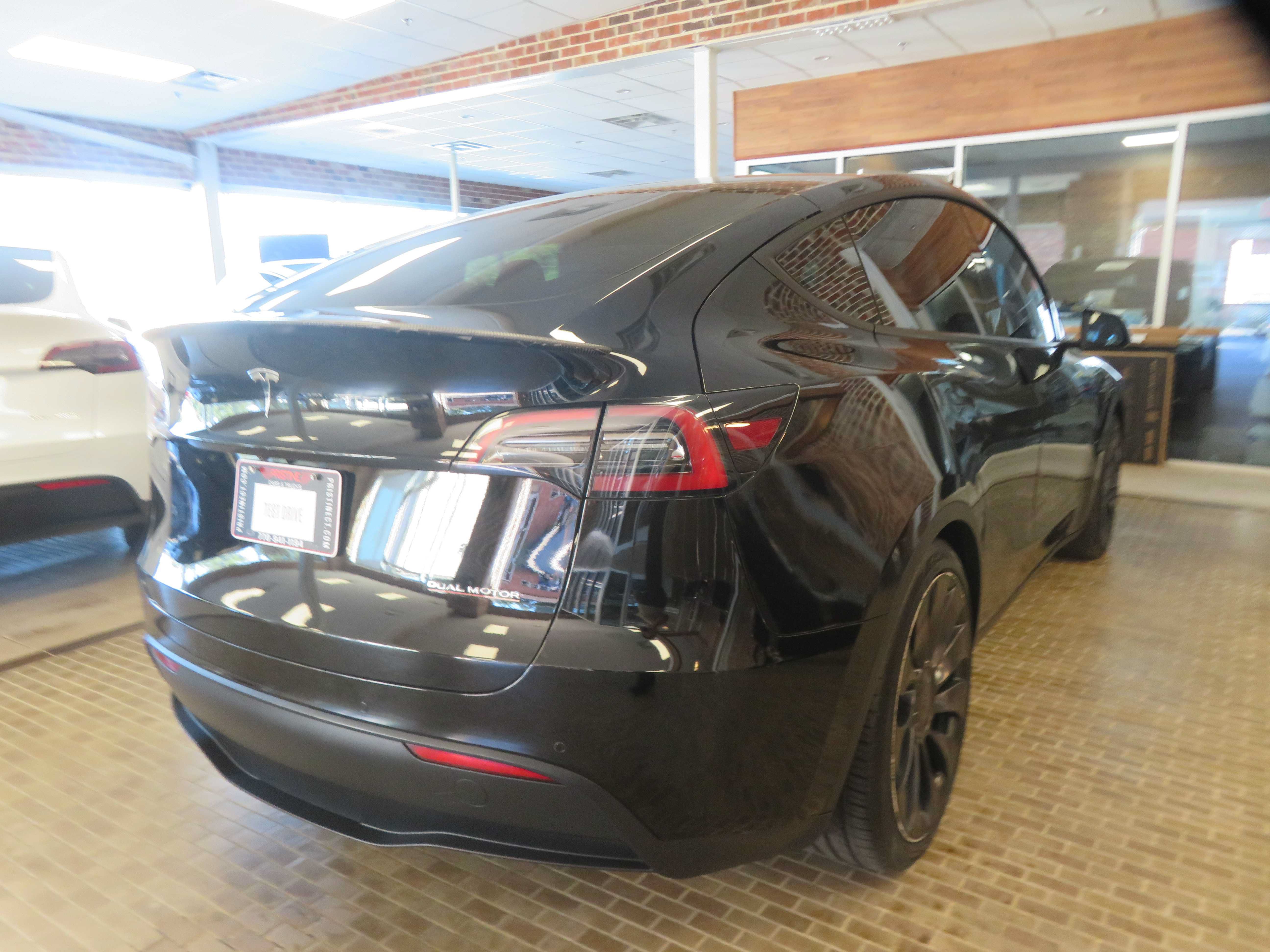 Used 2022 Tesla Model Y Performance AWD/4WD image 57