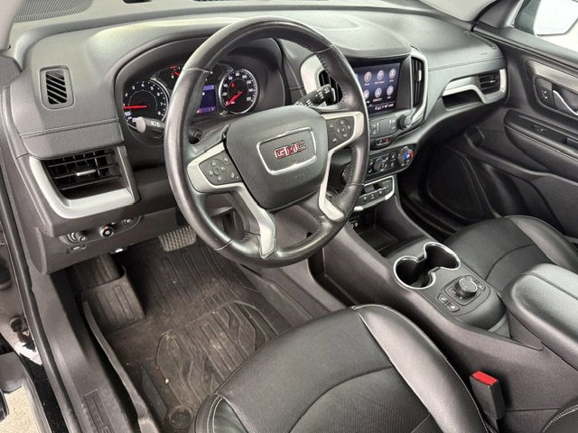 Used 2022 GMC Terrain SLT w/ LPO, Floor Liner Package FWD image 9