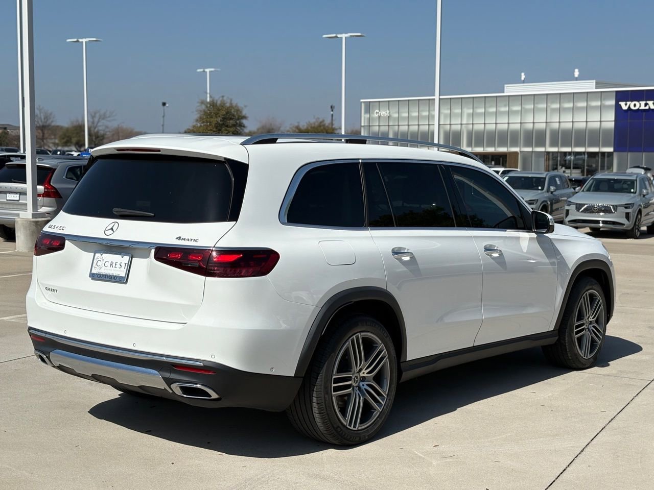 Used 2024 Mercedes-Benz GLS 450 4MATIC image 9