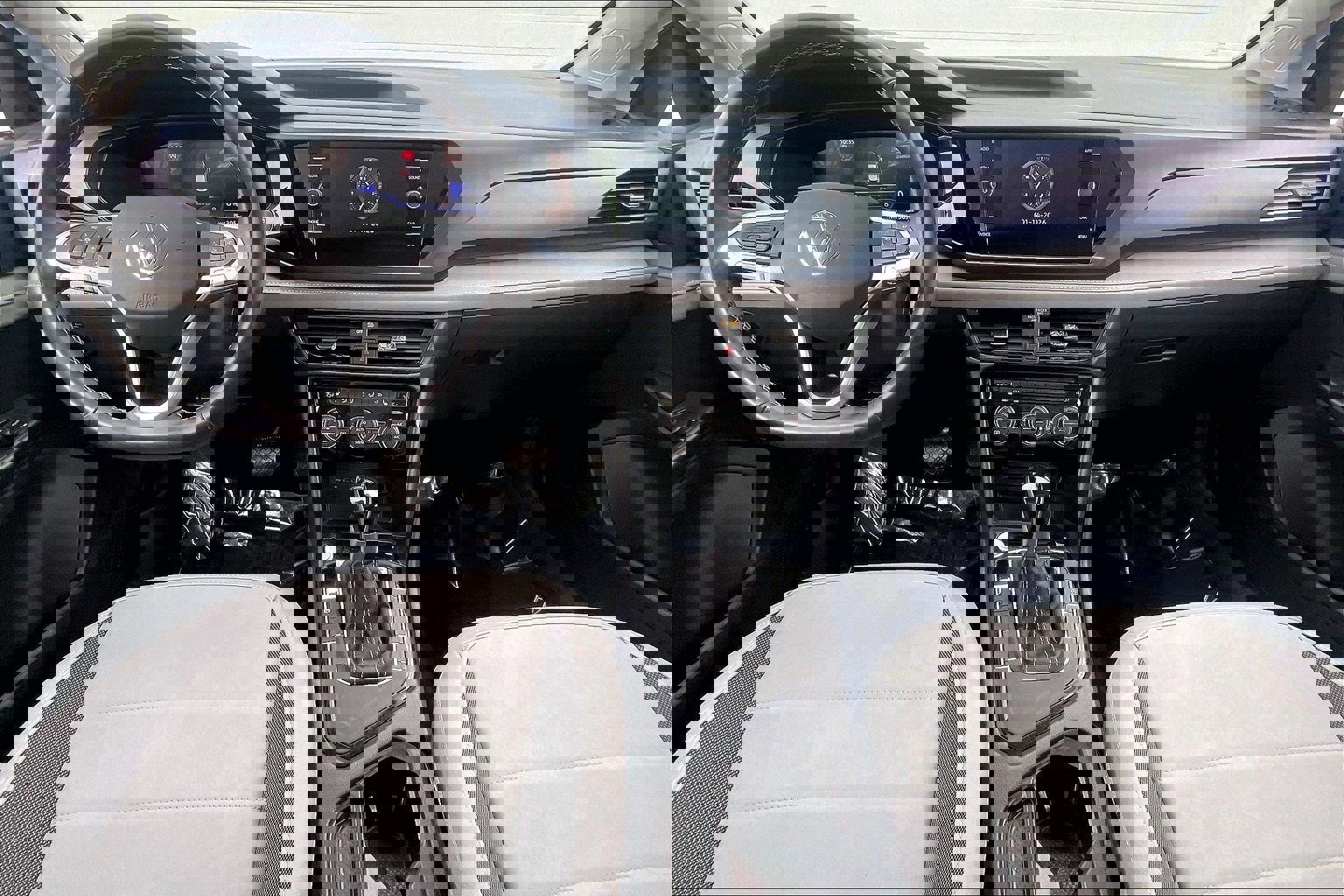 Used 2024 Volkswagen Taos SE image 19