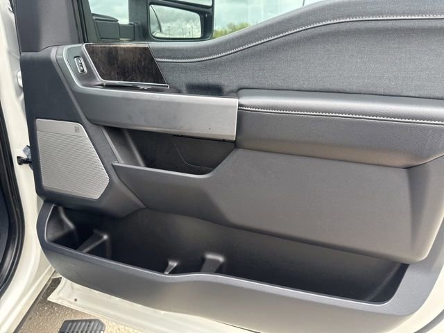 Used 2023 Ford F350 Lariat w/ Chrome Package image 20