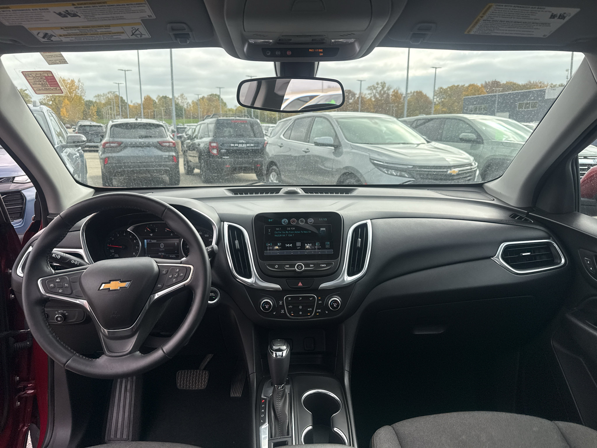 Certified 2018 Chevrolet Equinox LT FWD image 11