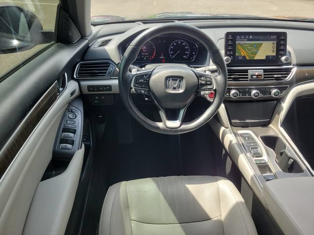 Used 2019 Honda Accord Touring image 11