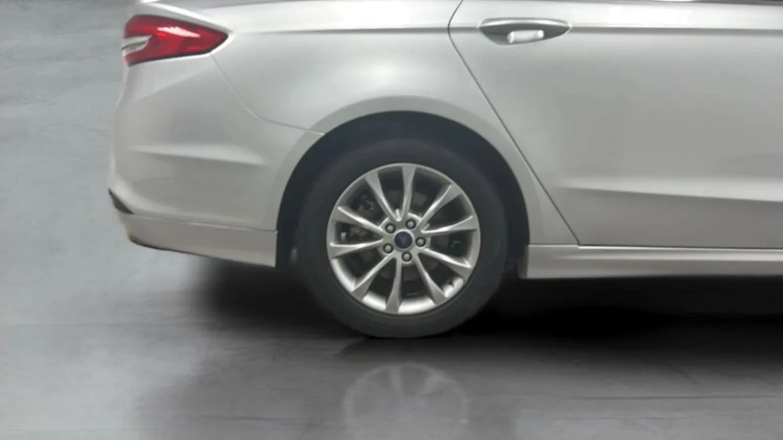 Used 2017 Ford Fusion S FWD image 26