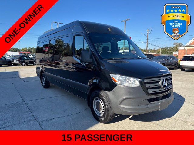 Used 2019 Freightliner Sprinter 2500 RWD image 3