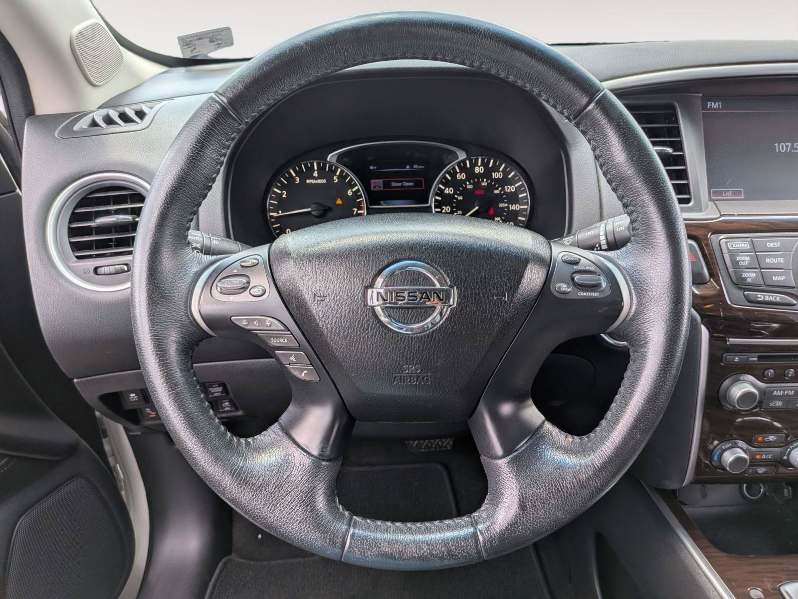 Used 2015 Nissan Pathfinder SL w/ SL Tech Package FWD image 32