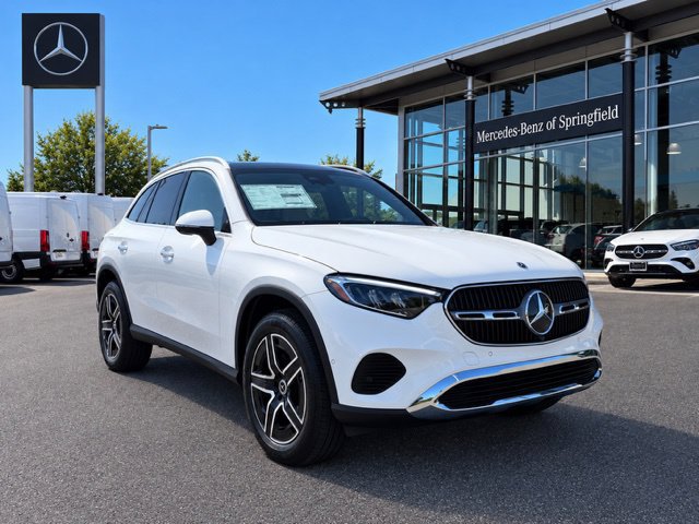New 2027 Mercedes-Benz GLC 300 4MATIC image 1