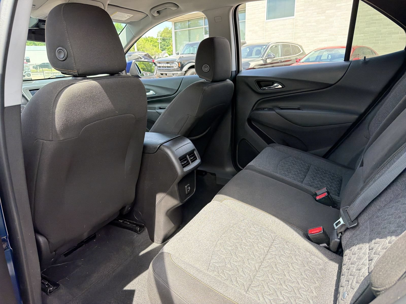 Used 2023 Chevrolet Equinox LT FWD image 23