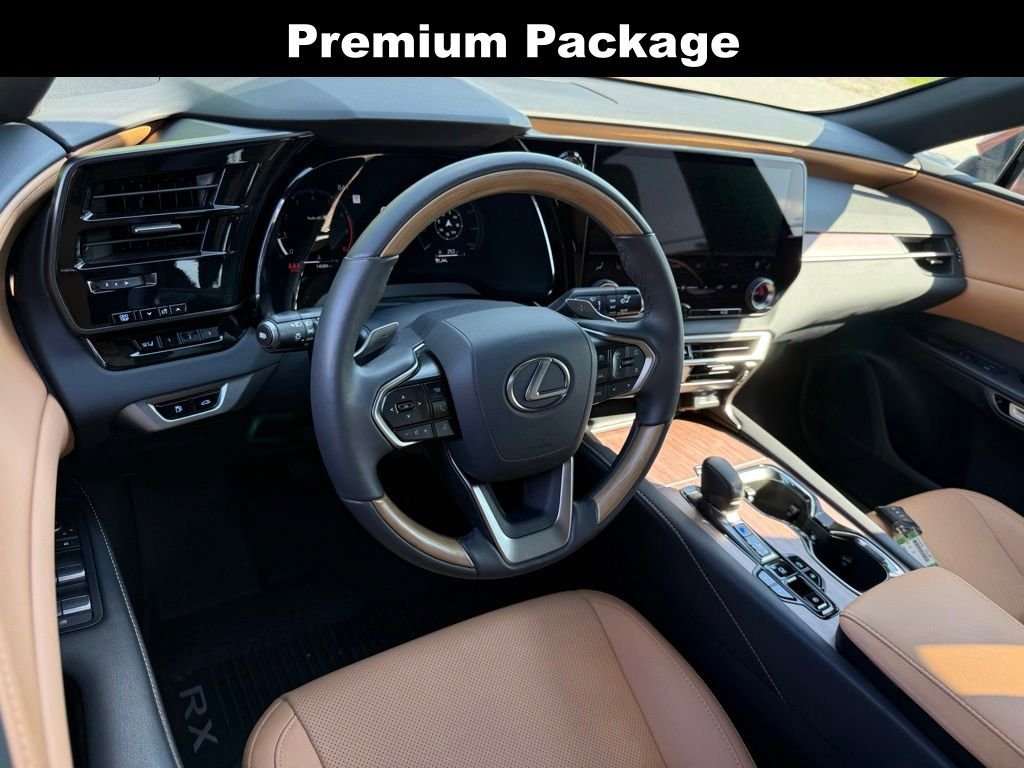 Used 2025 Lexus RX 350 Premium w/ Accessory Package AWD/4WD image 3