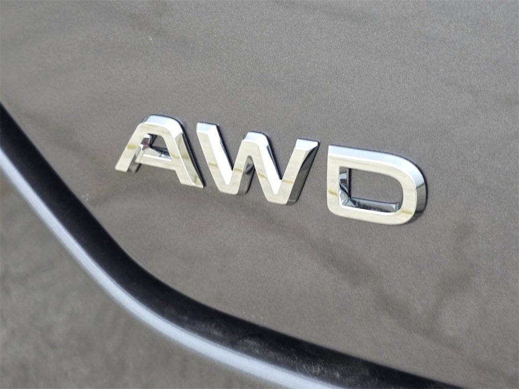 New 2025 Honda Pilot Touring image 15