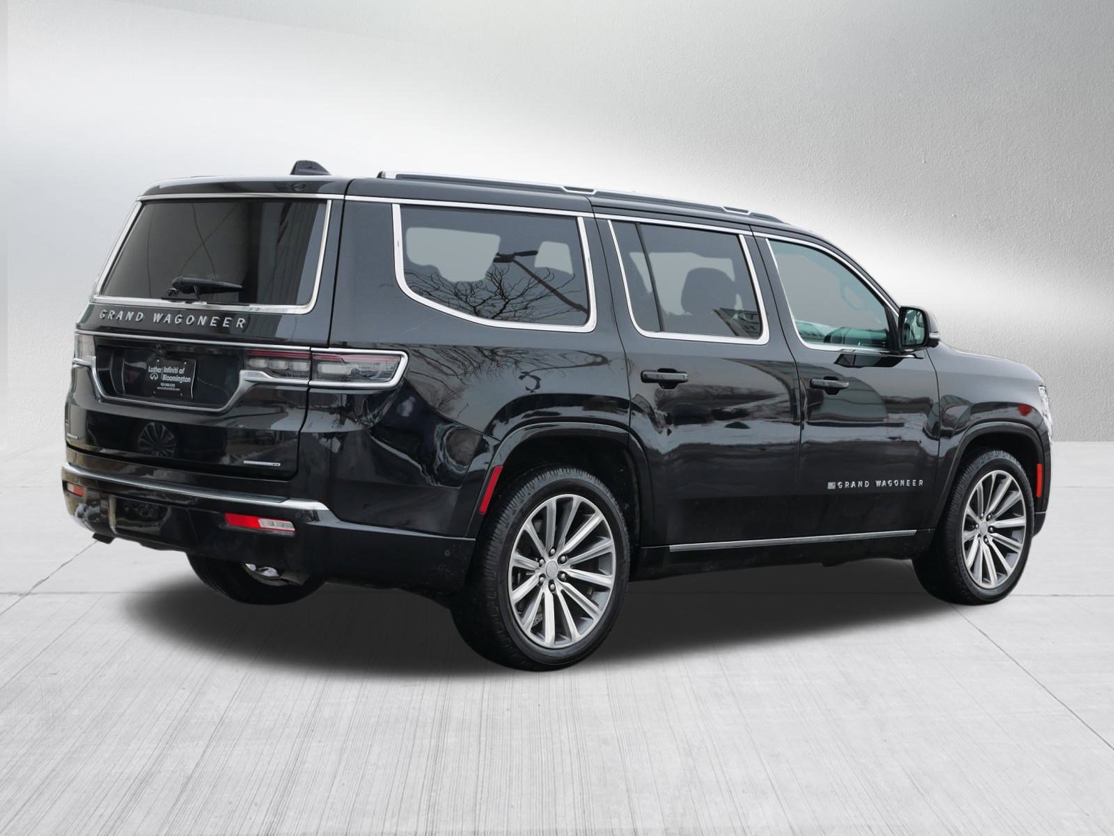 Used 2023 Jeep Grand Wagoneer Series II image 7