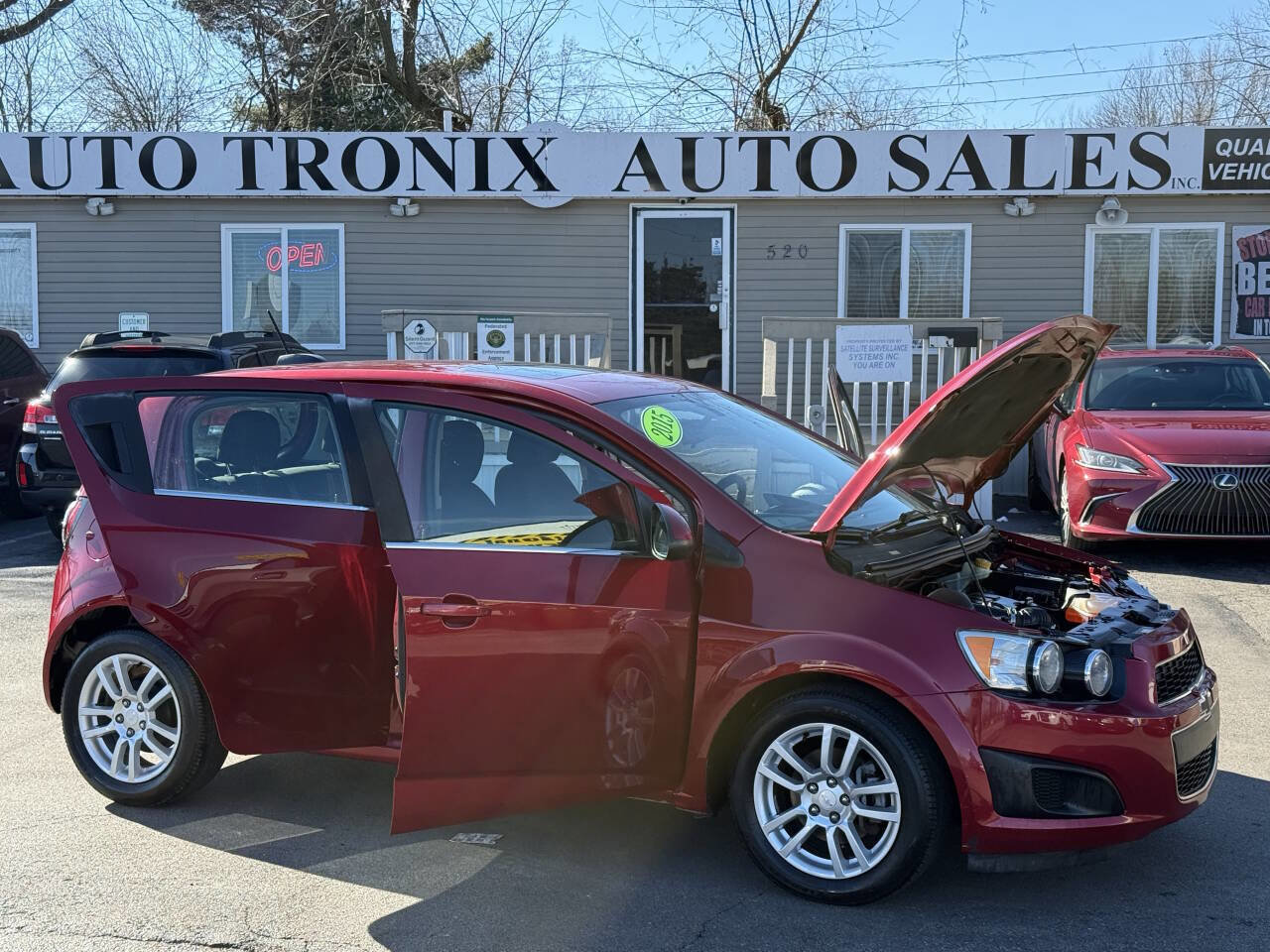 Used 2015 Chevrolet Sonic LT w/ Fun and Sun Package image 24