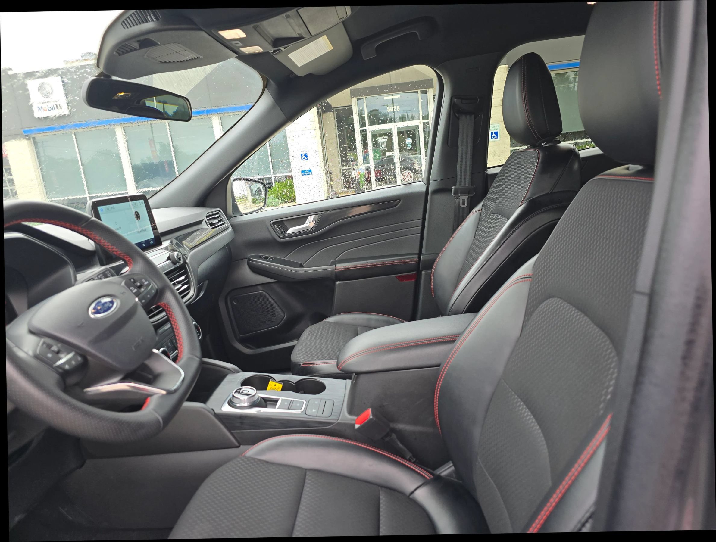 Used 2025 Ford Escape ST-Line AWD/4WD image 10