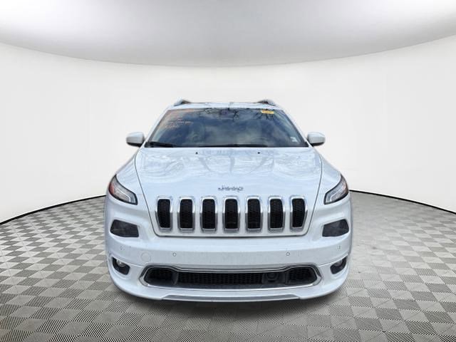 Used 2018 Jeep Cherokee Overland w/ Technology Group image 2