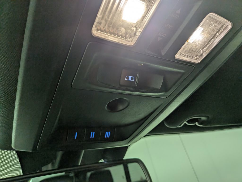 Used 2017 RAM 1500 Limited image 29