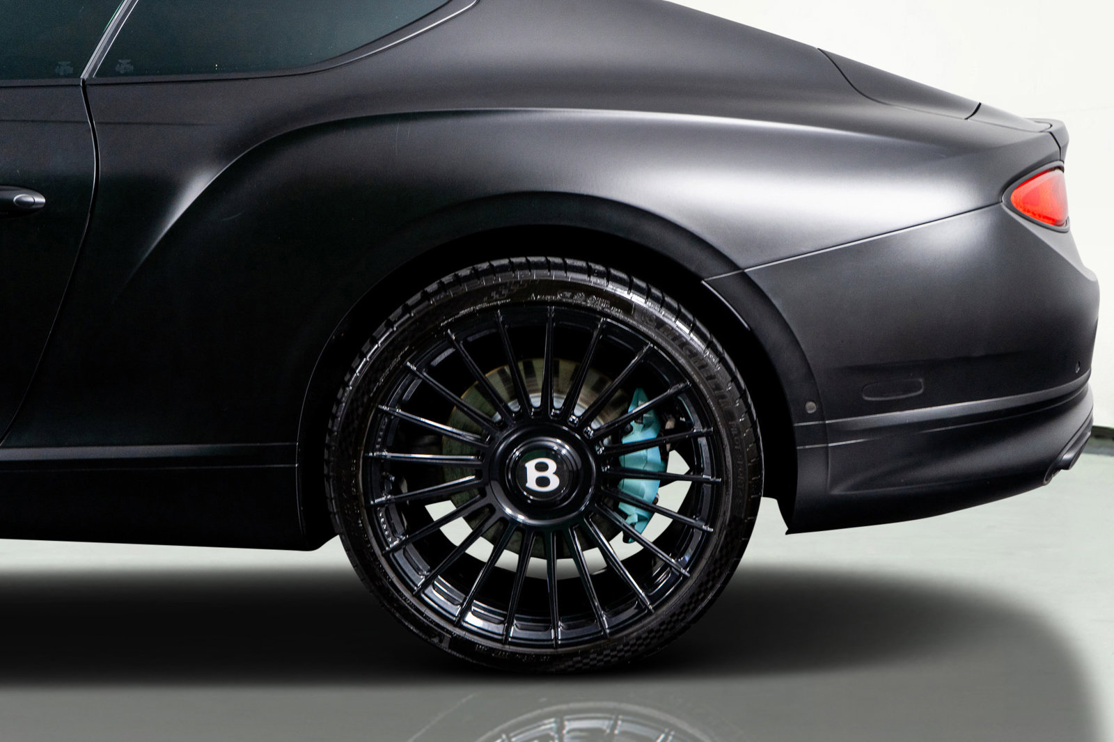 Used 2023 Bentley Continental GT Mulliner image 17