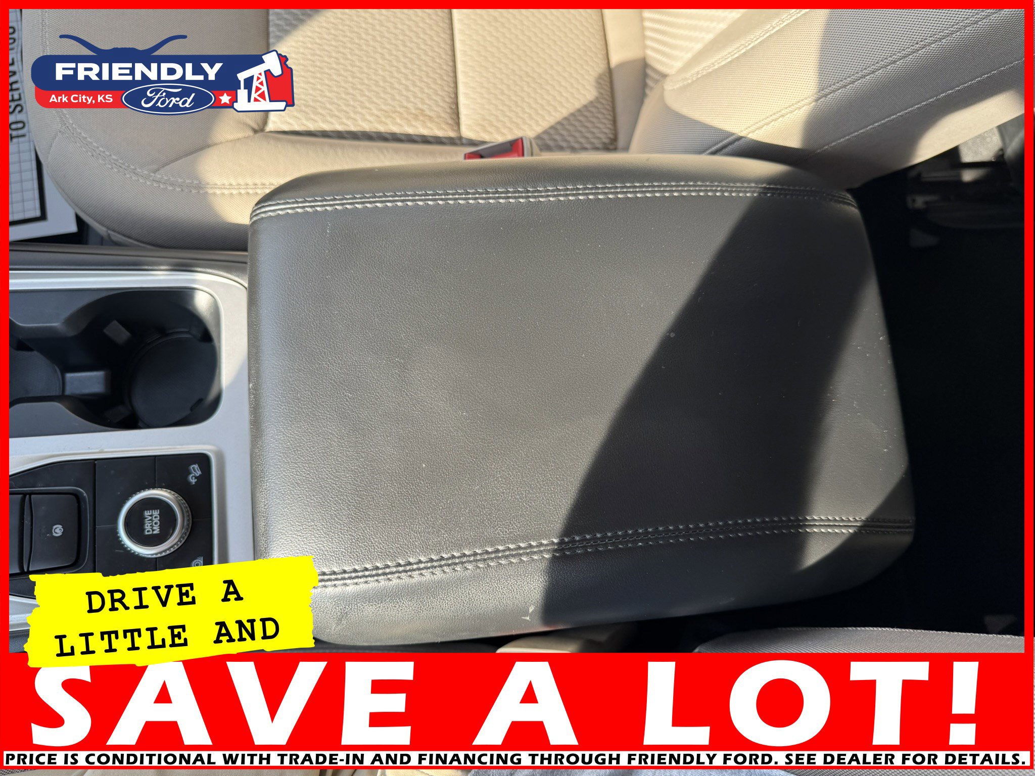 Used 2022 Ford Explorer XLT image 29