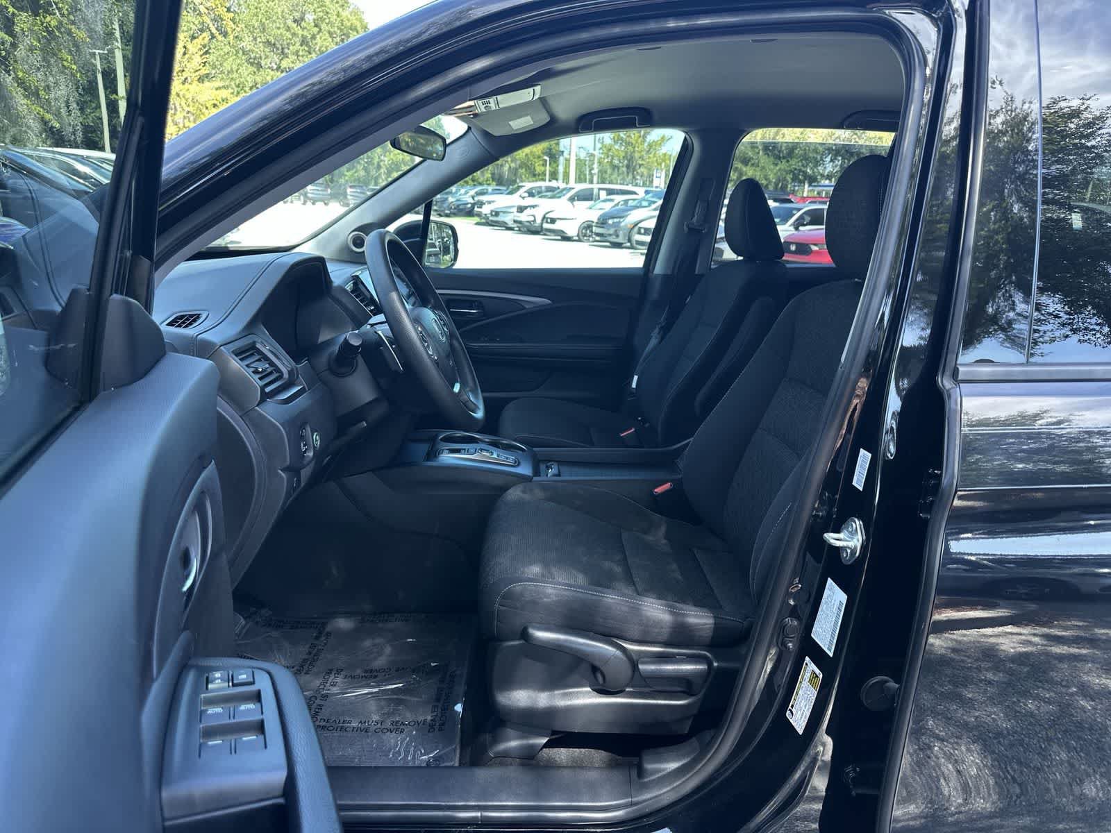 Used 2022 Honda Ridgeline Sport image 2