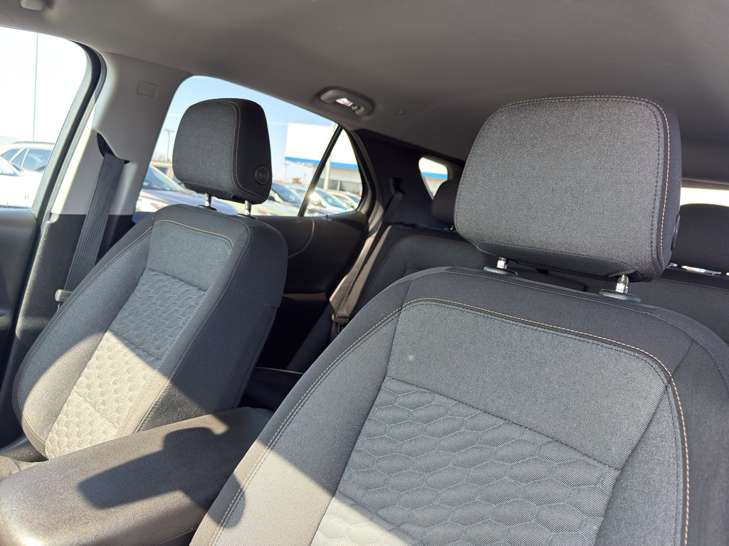 Used 2018 Chevrolet Equinox LT image 27