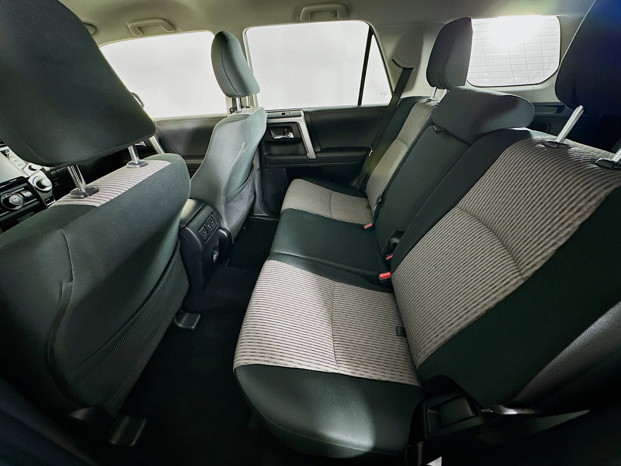 Used 2024 Toyota 4Runner SR5 image 27